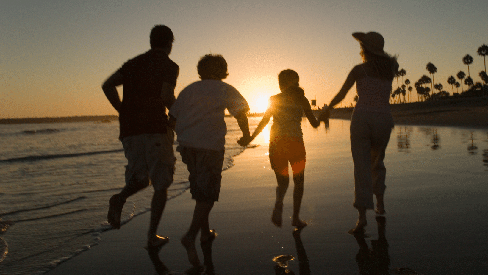 coucher de soleil en famille à Maurice