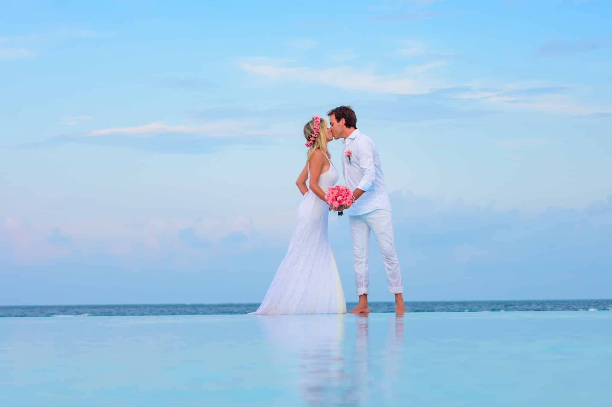 mariage avec un mauricien sur la plage à Maurice