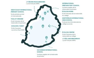 Carte illustrant les principales écoles internationales et françaises à Maurice, incluant le Lycée des Mascareignes, le Lycée Labourdonnais, et plusieurs écoles primaires et secondaires privées.